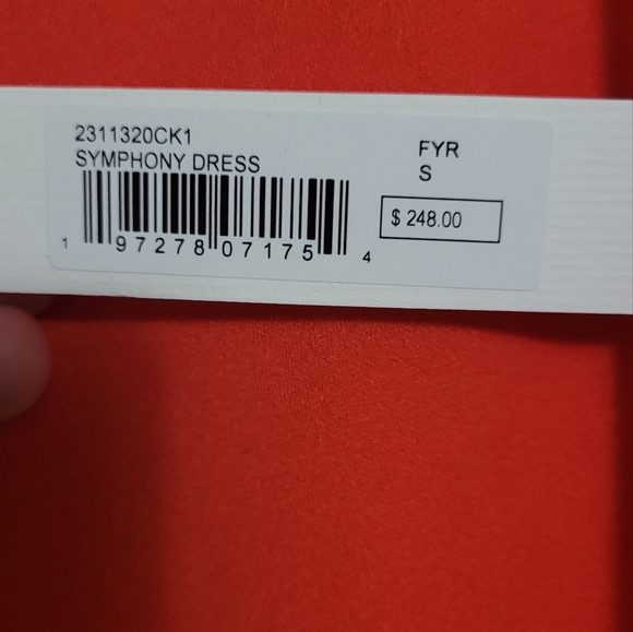 Trina Turk Symphony Dress Puff Sleeve NWT Size S - Picture 7 of 7